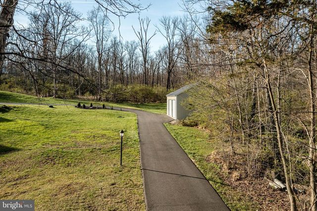 108 BAVINGTON RD, Perkiomenville, PA 18074