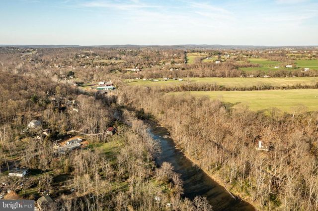 108 BAVINGTON RD, Perkiomenville, PA 18074