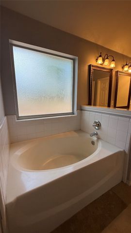 3112 Atrium Drive, Grand Prairie, TX 75052