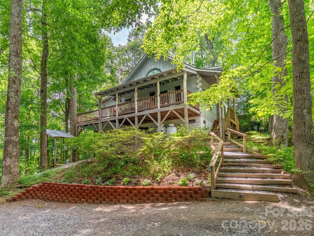 520 Patricia Road, Black Mountain, NC 28711