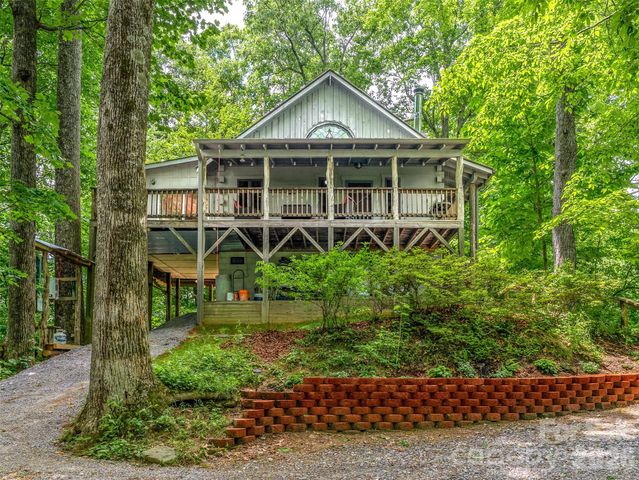 520 Patricia Road, Black Mountain, NC 28711