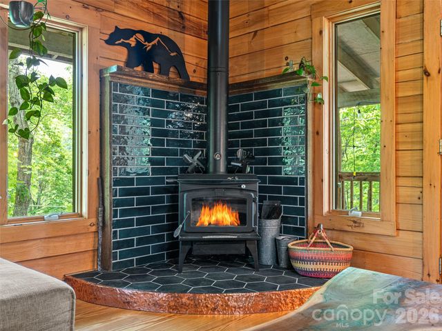 520 Patricia Road, Black Mountain, NC 28711