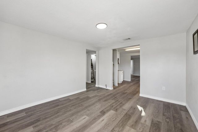 1724 Lloyd Avenue, Fort Worth, TX 76105