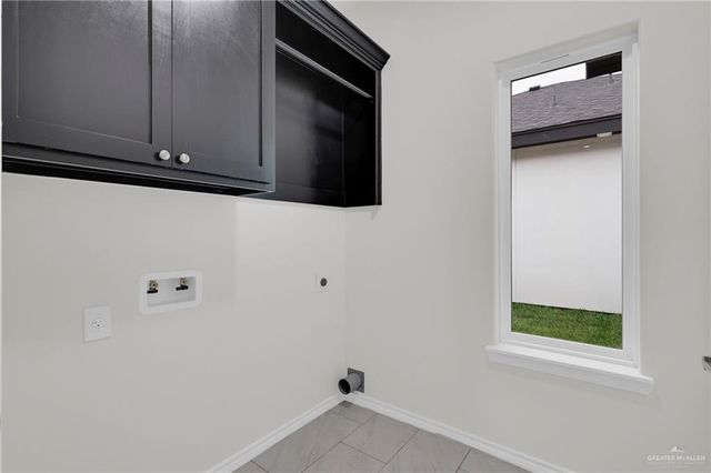 345 Leon Avenue, Elsa, TX 78543