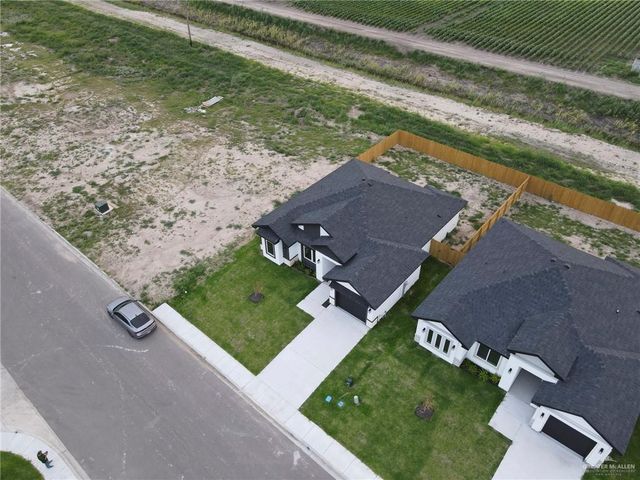 345 Leon Avenue, Elsa, TX 78543