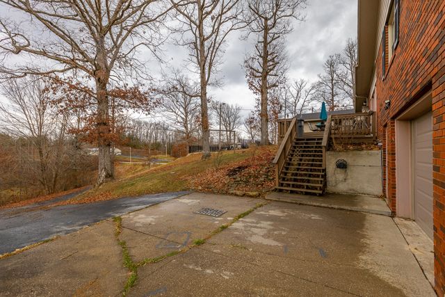 463 Hutchinson Road, West Liberty, KY 41472