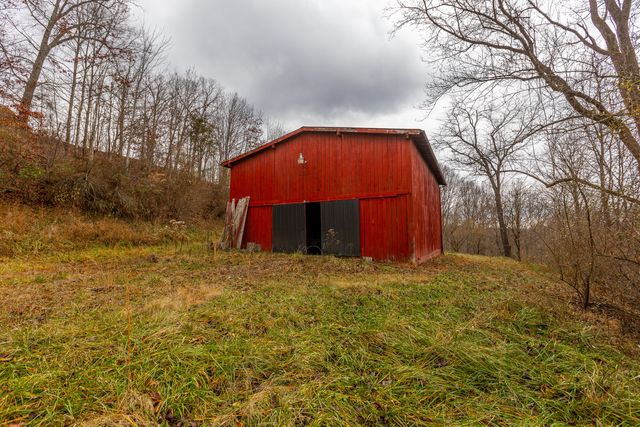 463 Hutchinson Road, West Liberty, KY 41472