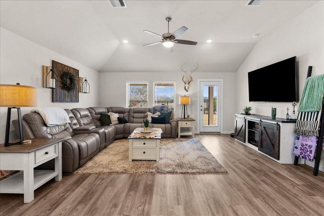 2475 Saddlecreek, Alvin, TX 77511