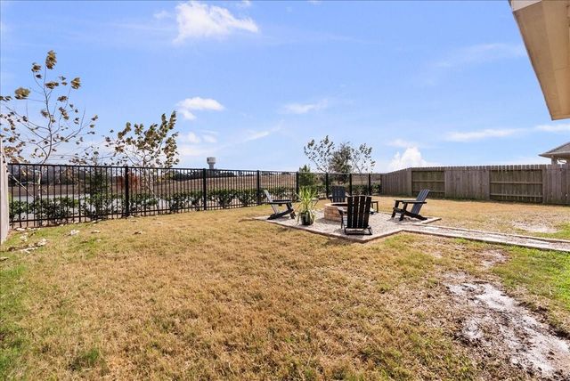 2475 Saddlecreek, Alvin, TX 77511