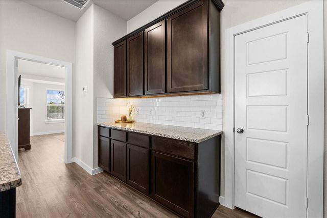 2475 Saddlecreek, Alvin, TX 77511