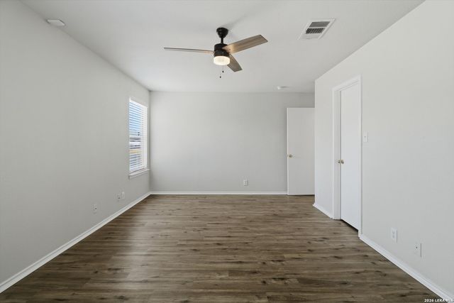 7230 Autumn Wls, Converse, TX 78109