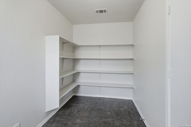 7230 Autumn Wls, Converse, TX 78109