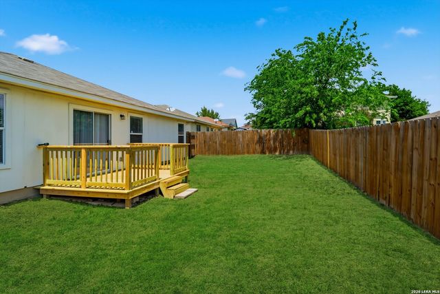 7230 Autumn Wls, Converse, TX 78109