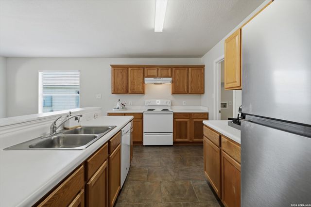 7230 Autumn Wls, Converse, TX 78109