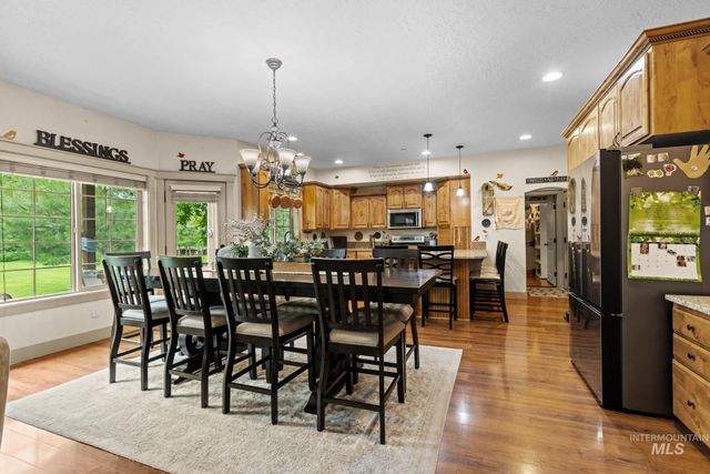 5209 Green Valley Place, Nampa, ID 83686