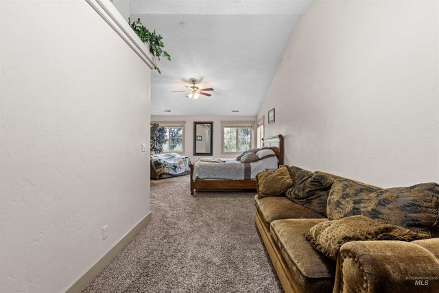 5209 Green Valley Place, Nampa, ID 83686