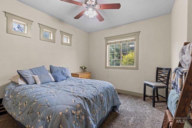 5209 Green Valley Place, Nampa, ID 83686