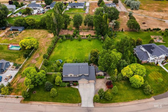 5209 Green Valley Place, Nampa, ID 83686