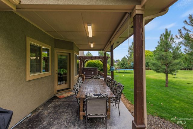 5209 Green Valley Place, Nampa, ID 83686