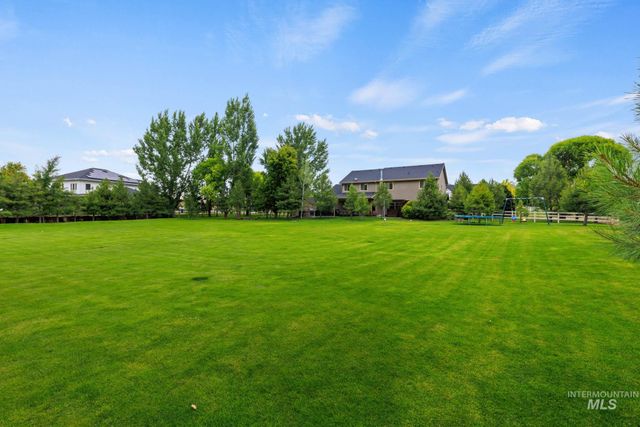5209 Green Valley Place, Nampa, ID 83686