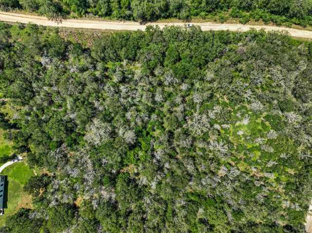 242 Bali Hai LN, Bastrop, TX 78602