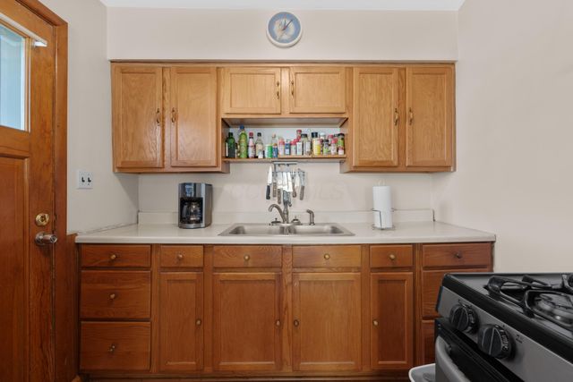 4146 Sexton Drive, Columbus, OH 43228