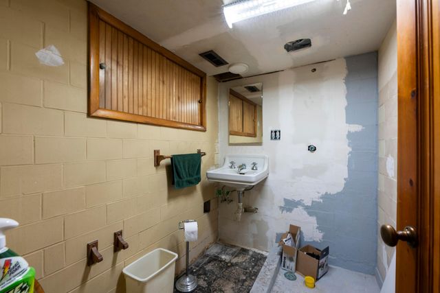 4146 Sexton Drive, Columbus, OH 43228