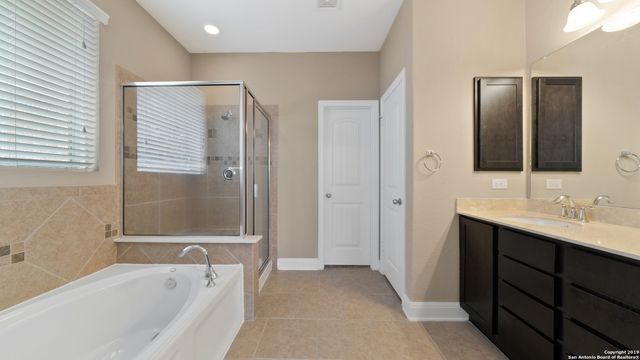 420 TROTTI CV, Cibolo, TX 78108