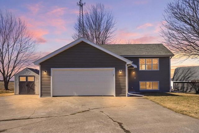 695 Willow Street, Baldwin, WI 54002
