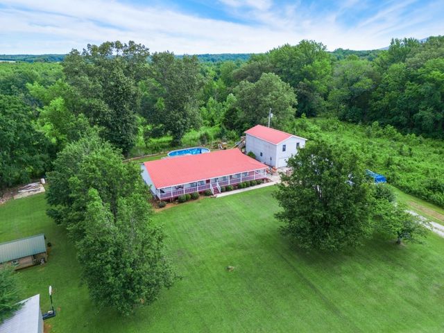 219 Thomas Farms Ln, Morrison, TN 37357