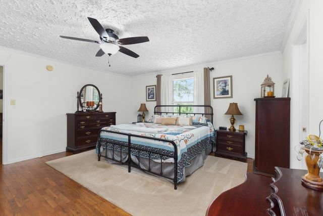 219 Thomas Farms Ln, Morrison, TN 37357