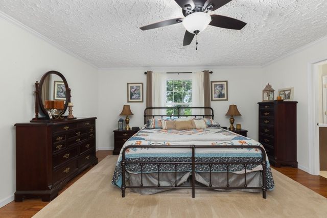219 Thomas Farms Ln, Morrison, TN 37357