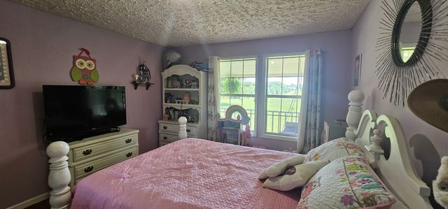 219 Thomas Farms Ln, Morrison, TN 37357