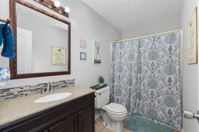 219 Thomas Farms Ln, Morrison, TN 37357