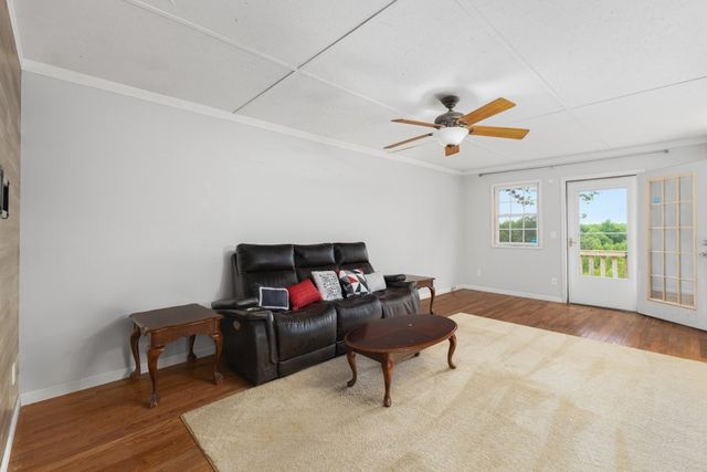 219 Thomas Farms Ln, Morrison, TN 37357