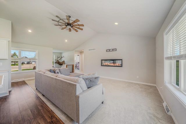 5412 WILDWOOD COURT, Winneconne, WI 54986