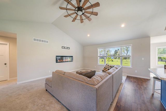 5412 WILDWOOD COURT, Winneconne, WI 54986