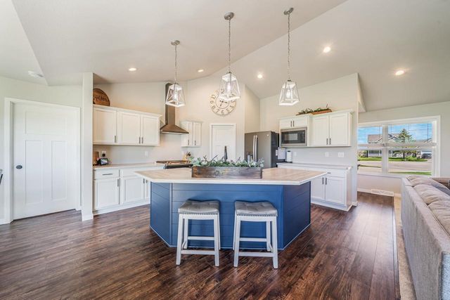 5412 WILDWOOD COURT, Winneconne, WI 54986