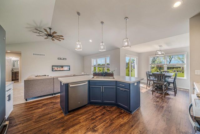 5412 WILDWOOD COURT, Winneconne, WI 54986