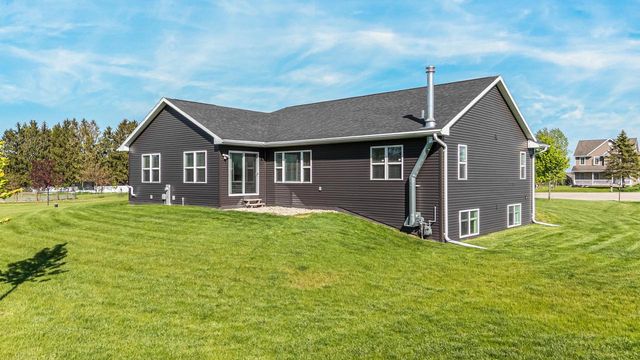 5412 WILDWOOD COURT, Winneconne, WI 54986