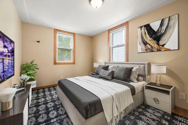 62 Juniper Street, Mahtomedi, MN 55115