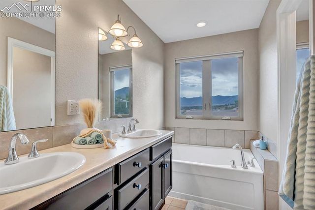 861 Circle Road, Palmer Lake, CO 80133