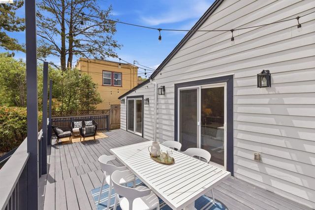 4638 Reinhardt Dr, Oakland, CA 94619