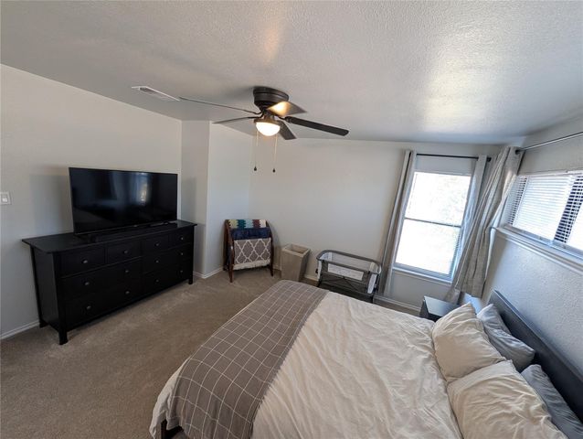 1802 Wagon Gap DR, Round Rock, TX 78681