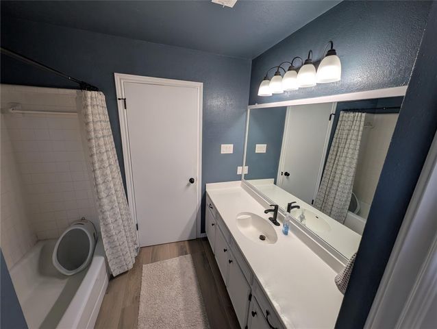 1802 Wagon Gap DR, Round Rock, TX 78681