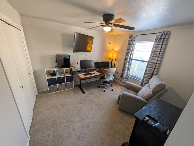 1802 Wagon Gap DR, Round Rock, TX 78681