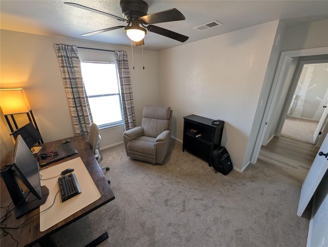 1802 Wagon Gap DR, Round Rock, TX 78681