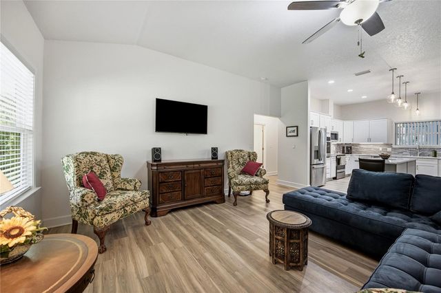 7517 NE 221ST STREET, Melrose, FL 32666