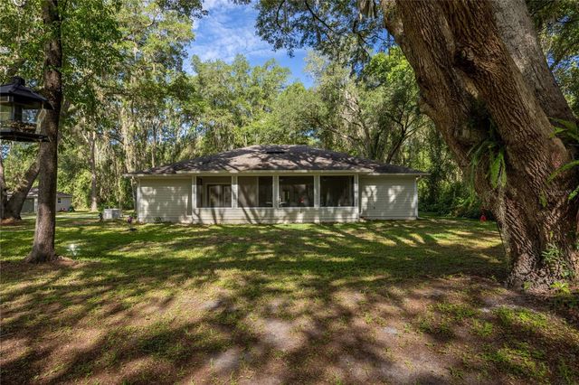7517 NE 221ST STREET, Melrose, FL 32666