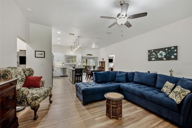 7517 NE 221ST STREET, Melrose, FL 32666